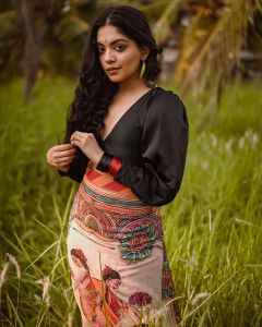 ahaana-krishna-new-style-look-photos