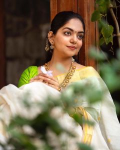 ahaana-krishna-onam-celebration-photos-2021