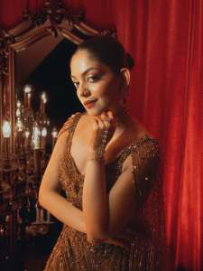 ahaana-krishna-wedding-sangeet-dress-style-ideas-photos-008