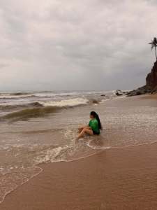 ahaana-krishnakumar-in-varkala-beach-photos-006