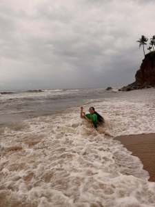 ahaana-krishnakumar-in-varkala-beach-photos-007