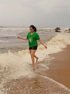 ahaana-krishnakumar-in-varkala-beach-photos-010