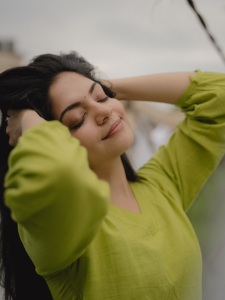 ahaana-krishnakumar-latest-pictures-updates-002