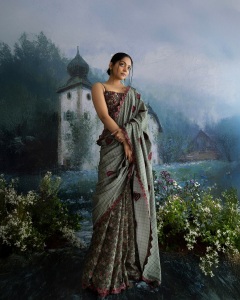 ahaana-krishnakumar-latest-pictures-updates-025