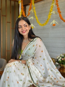 ahaana-krishnakumar-latest-pictures-updates-026