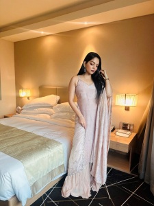 ahaana-krishnakumar-latest-pictures-updates-031