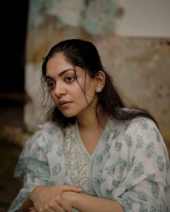 ahana-in-simple-cotton-churidar-photos-011