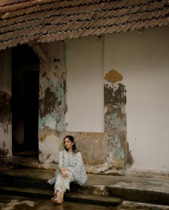ahana-in-simple-cotton-churidar-photos-013