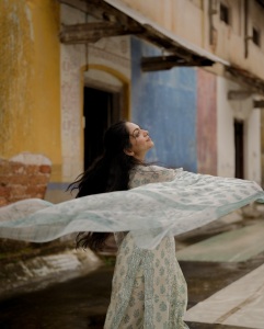 ahana-in-simple-cotton-churidar-photos