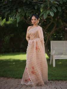 ahana-krishna-in-SIAH-by-Ahadishika-saree-photos-013