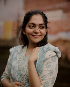 ahana-krishna-kumar-in-simple-churidar-set-photos