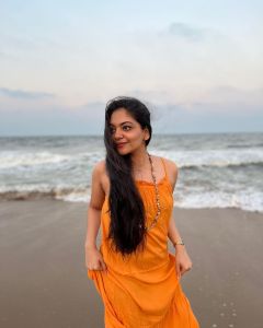 ahana-krishnakumar-beach-photos-hd-008