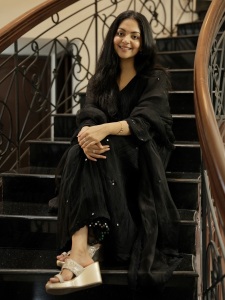 ahana-krishnakumar-in-black-churidar-potos-001