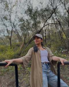 ahana-krishnakumar-in-latest-dressing-style-ideas-photos-001