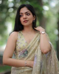 ahana-krishnakumar-in-latest-dressing-style-ideas-photos-003