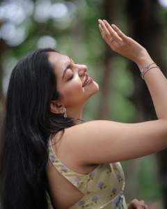 ahana-krishnakumar-in-latest-dressing-style-ideas-photos-007