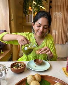 ahana-krishnakumar-in-latest-dressing-style-ideas-photos-011