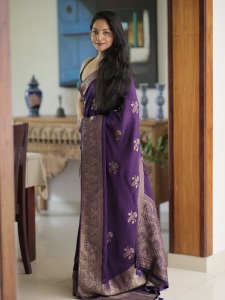ahana-krishnakumar-in-violet-pattu-saree-photos-011