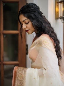 ahana-krishnakumar-latest-makeup-and-hairstyle-photos-003