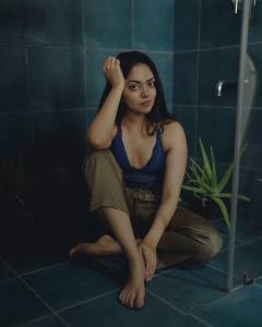 ahana-krishnakumar-new-photo-shoot-in-blue-Floral-Lace-Camisole