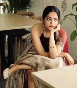 ahana-krishnakumar-new-photos-032-005