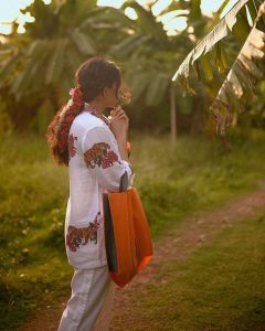 ahana-krishnakumar-new-photos-hd-003