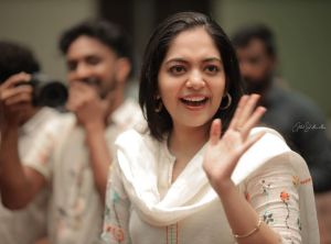 ahana-krishnakumar-new-photos-hd-004