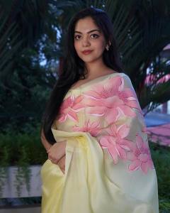 ahana-krishnakumar-photos-in-saree