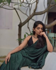 ahana-krishnakumar-saree-photos-hd-003