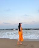 ahana-krishnakumar-beach-photos-hd-004