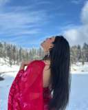 ahana-krishnakumar-in-saree-at-kashmir-trip-photos-004