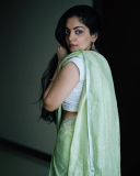 ahana-krishnakumar-new-photos-in-green-saree2002-001