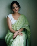 ahana-krishnakumar-new-photos-in-green-saree2002-002