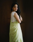 ahana-krishnakumar-new-photos-in-green-saree2002-009