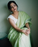 ahana-krishnakumar-new-photos-in-green-saree2002-013