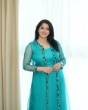aima-rosmy-in-green-kurta-images-005