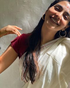 1_aishwarya-lekshmi-photos-hd-001