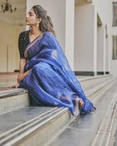 Aishwarya-Lekshmi-in-latest-blue-saree-pics