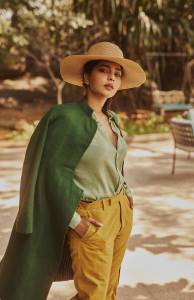 Aishwarya-Lekshmi-latest-pics-new