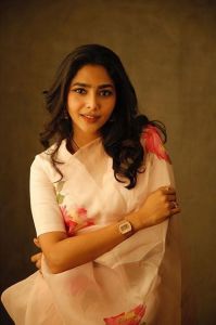 Aishwarya Lekshmi saree photos2908-10