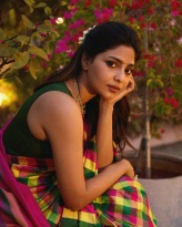 aishwarya-lekshmi-in-chennai-style-saree-look-photos