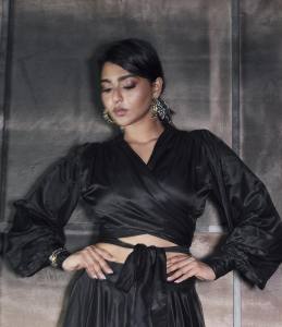 aishwarya-lekshmi-in-different-styles-dress-photo-013
