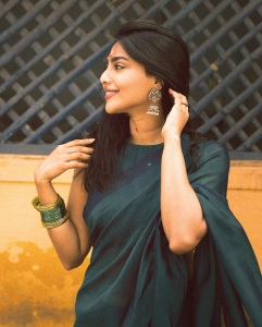 aishwarya-lekshmi-in-green-saree-photos