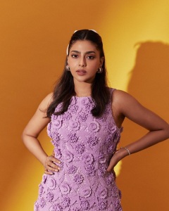 aishwarya-lekshmi-in-purple-colour-dress-photos