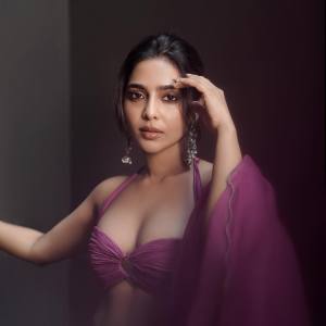 aishwarya-lekshmi-in-purple-colour-lehanga-dress-photos