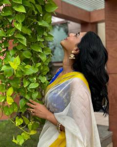 aishwarya-lekshmi-in-set-saree-photos-003