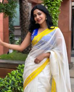 aishwarya-lekshmi-in-set-saree-photos