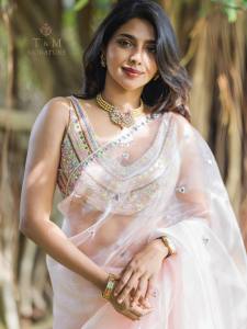 aishwarya-lekshmi-in-t.and_.msignature-style-photos-015