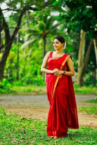 aishwarya lekshmi latest saree photos-002