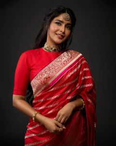 aishwarya-lekshmi-new-look-latest-photos-011